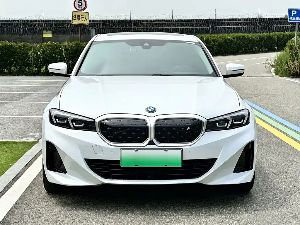 BMW i3 — фото 2