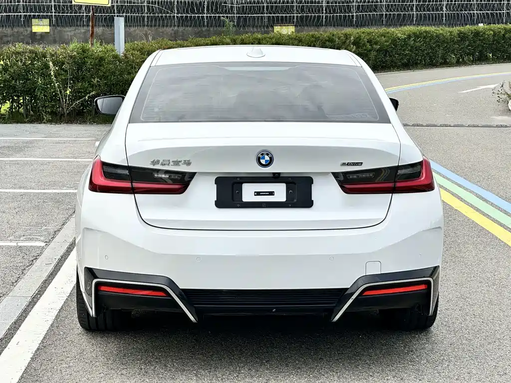 BMW i3 — фото 6