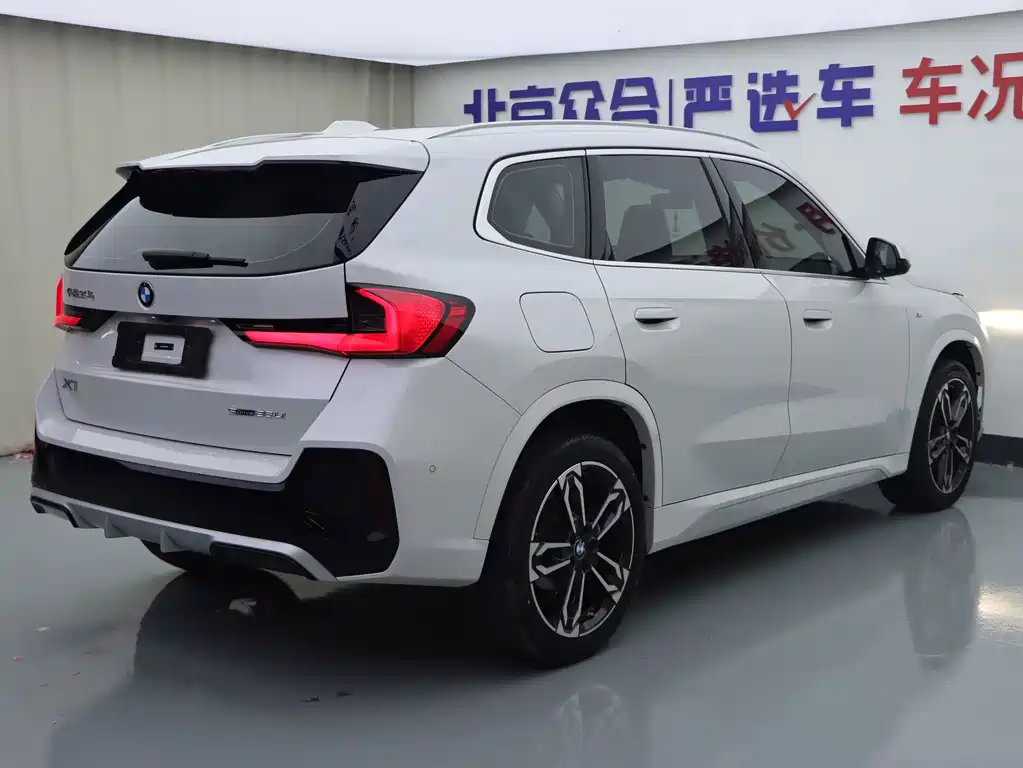BMW X1 — фото 22