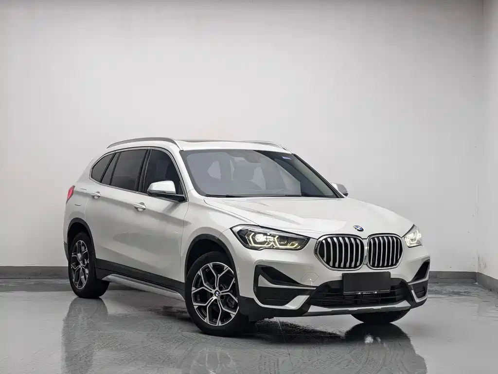 BMW X1 — фото 3