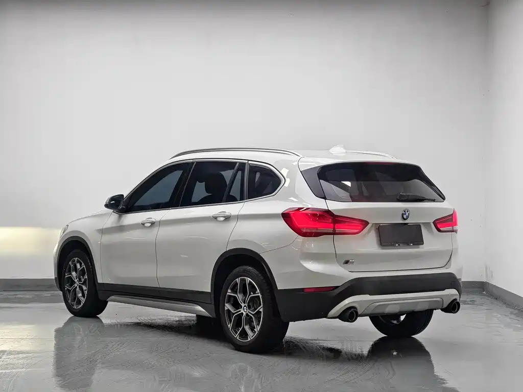 BMW X1 — фото 6