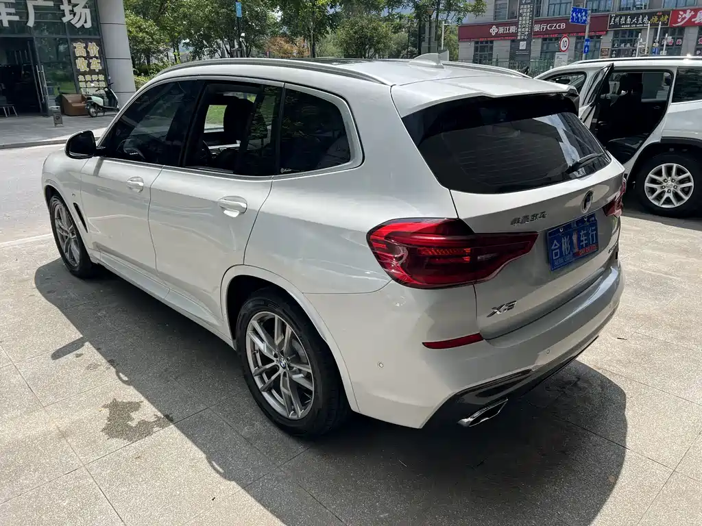 BMW X3 — фото 2