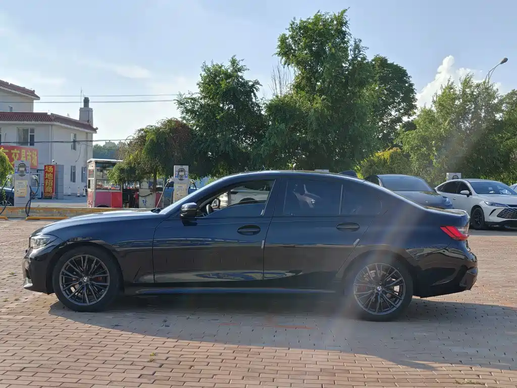 BMW 3 Series — фото 11