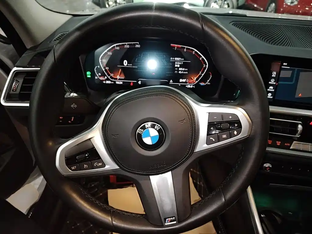 BMW 3 Series — фото 11