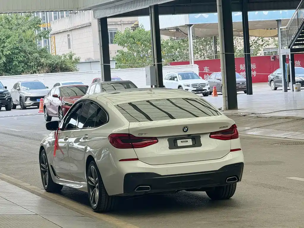 BMW 6 Series GT — фото 11