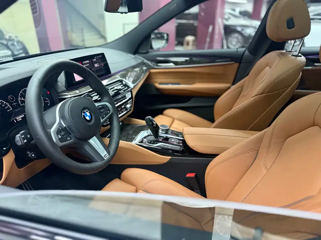 BMW 6 Series GT — фото 11