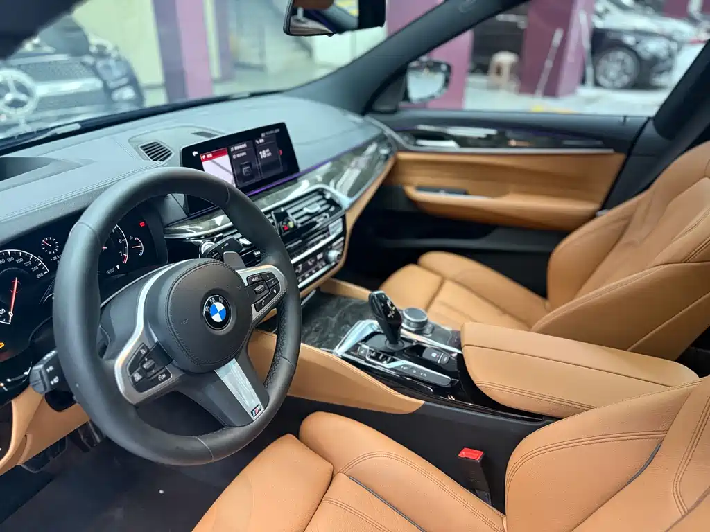 BMW 6 Series GT — фото 13