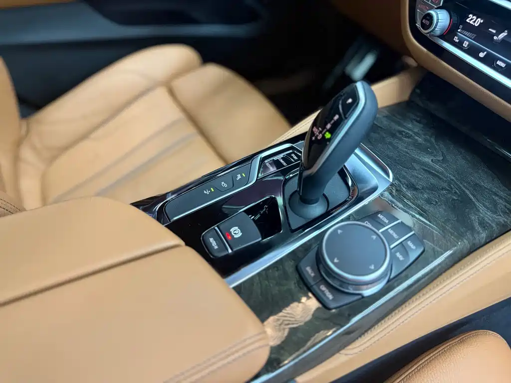 BMW 6 Series GT — фото 19