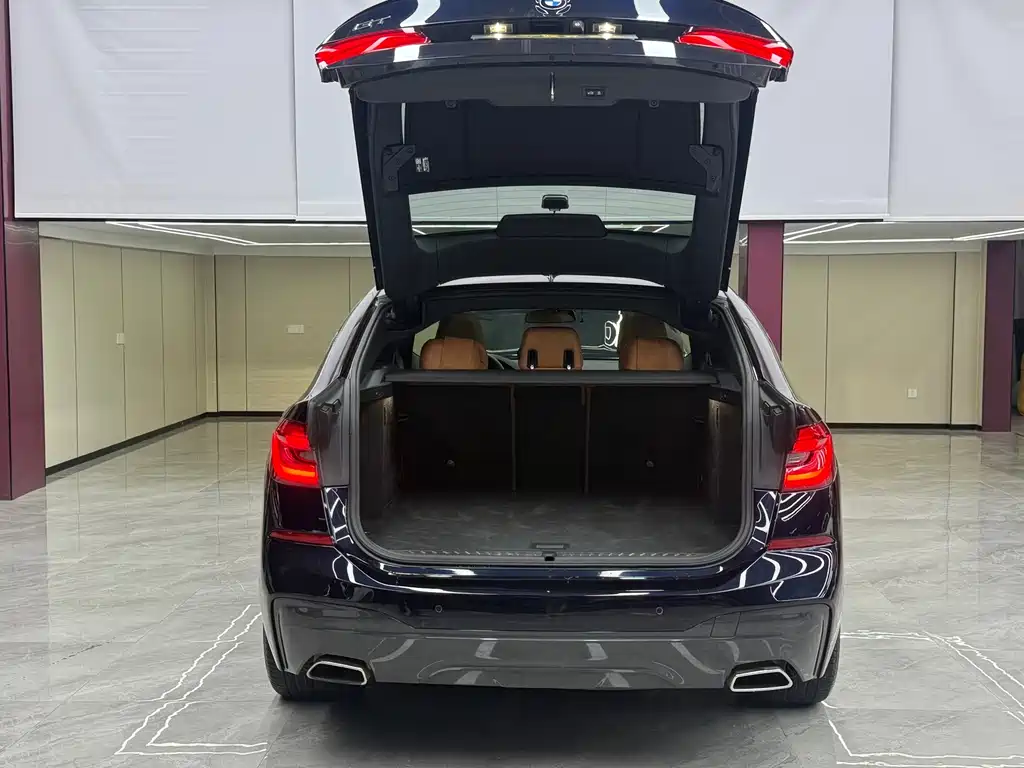 BMW 6 Series GT — фото 27
