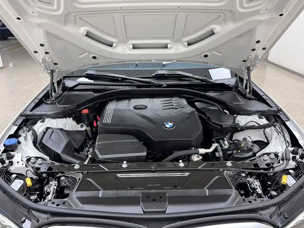 BMW 3 Series — фото 12