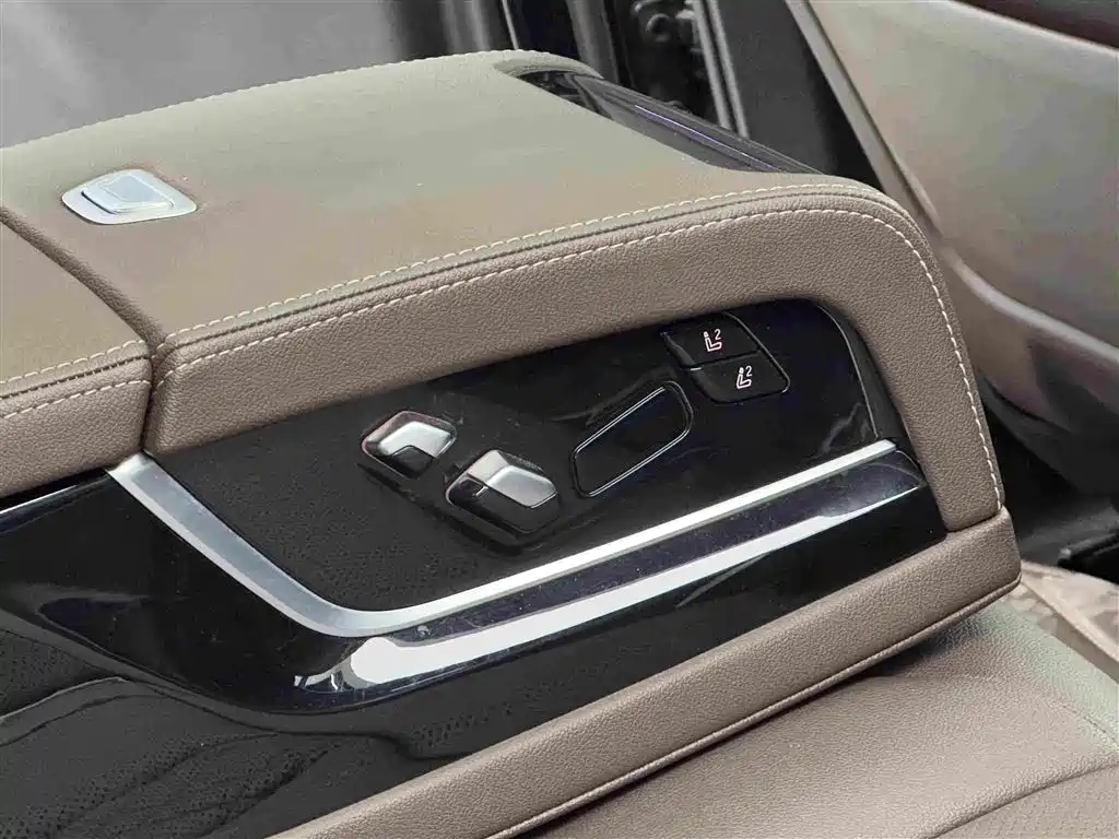 BMW 5 Series New Energy — фото 11