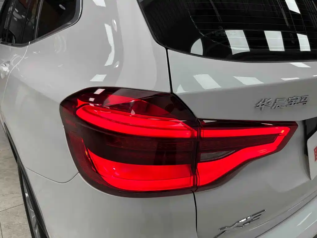 BMW X3 — фото 20