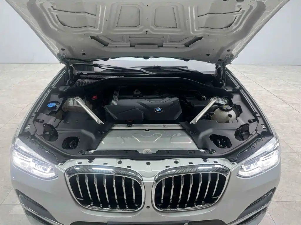BMW X3 — фото 22