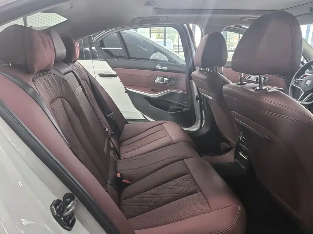 BMW 3 Series — фото 18