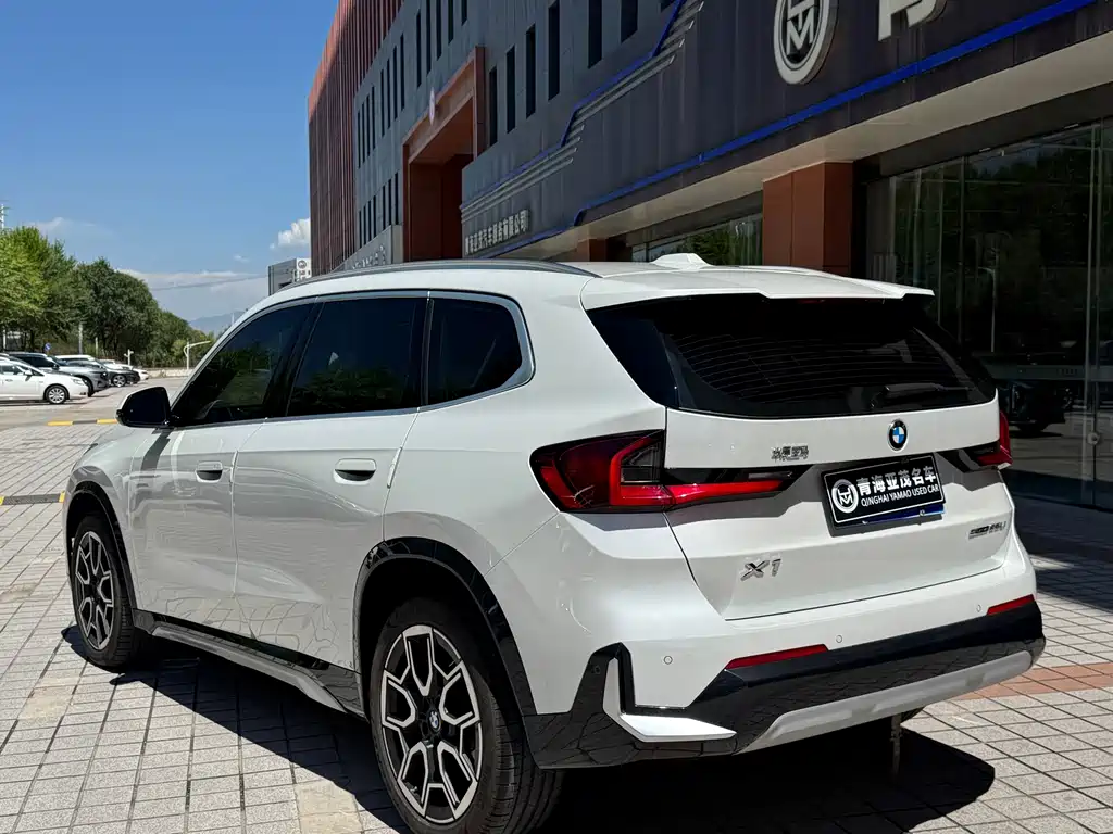BMW X1 — фото 17