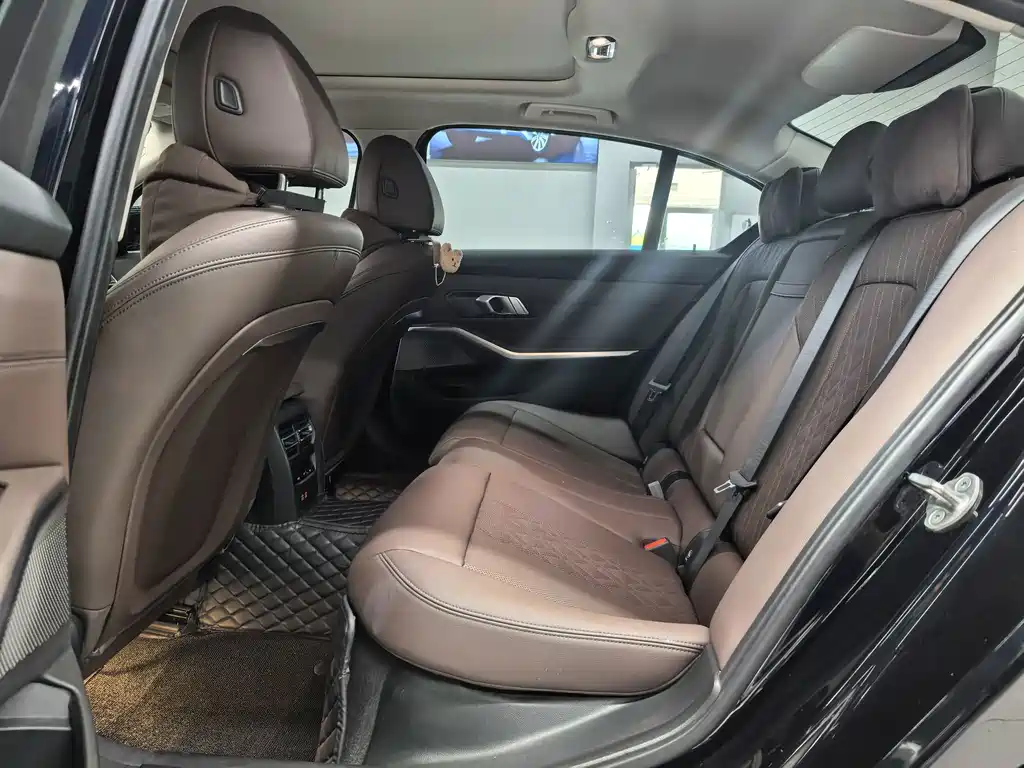 BMW 3 Series — фото 10