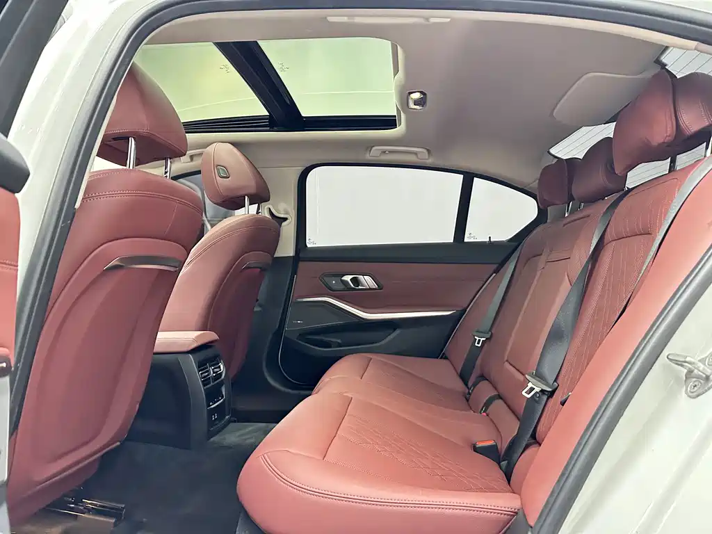 BMW 3 Series — фото 11