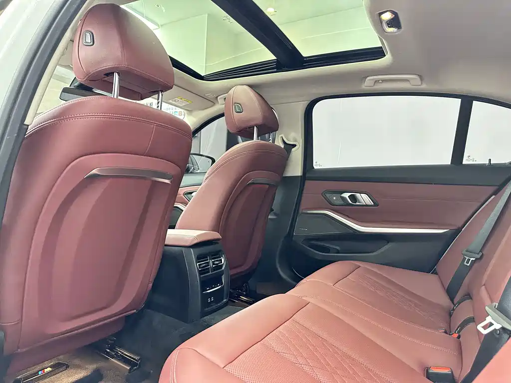 BMW 3 Series — фото 13