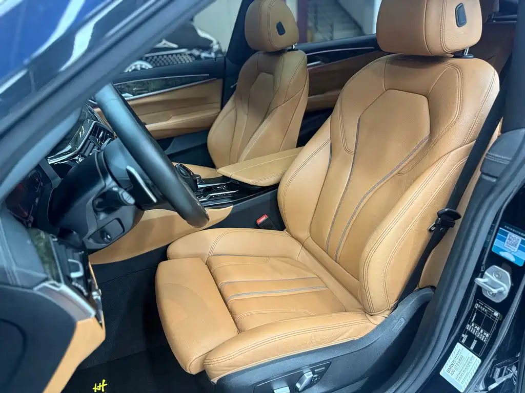 BMW 6 Series GT — фото 15