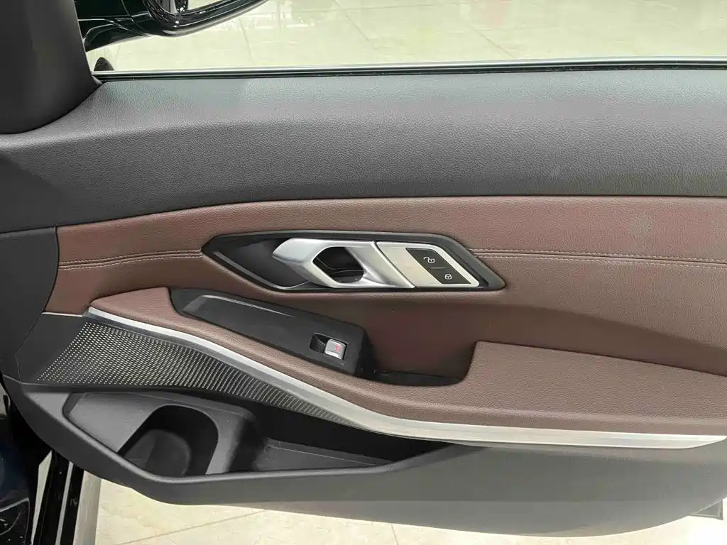 BMW 3 Series — фото 11