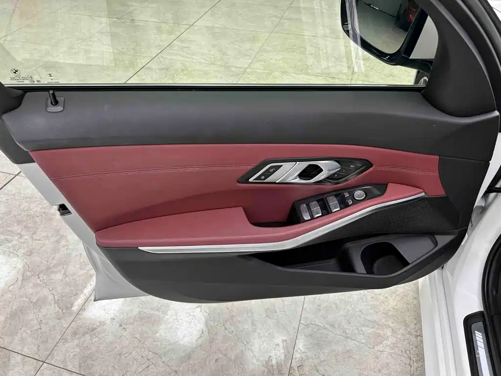 BMW 3 Series — фото 11