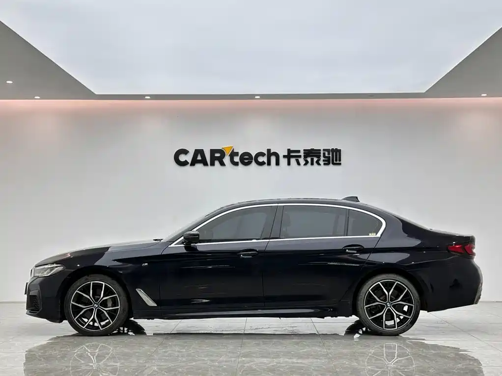 BMW 5 Series — фото 2