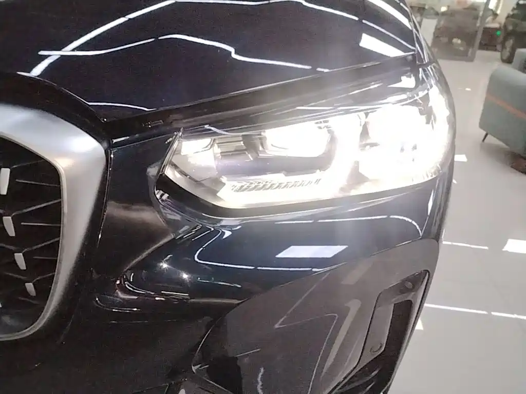 BMW X4 — фото 24