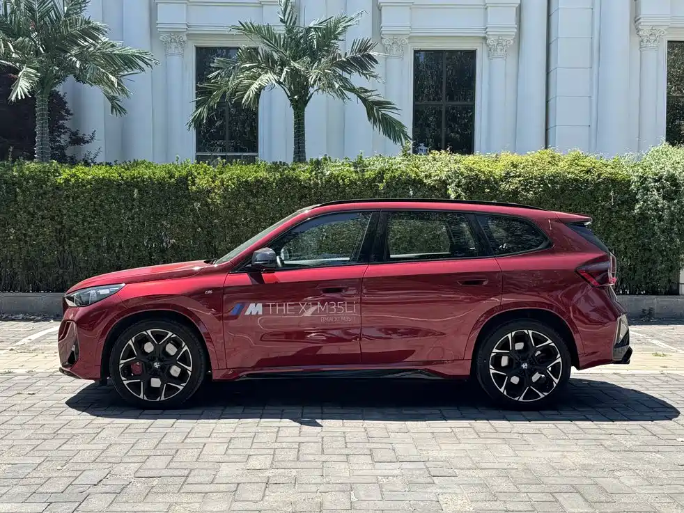 BMW X1 M35Li — фото 3