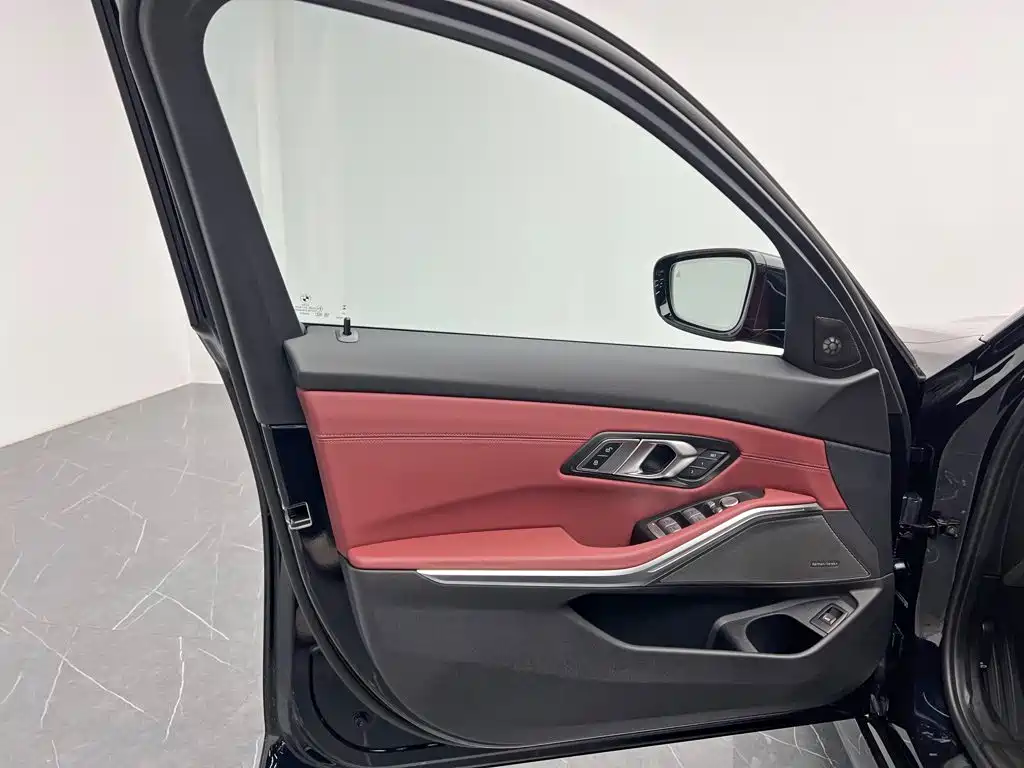 BMW 3 Series — фото 11