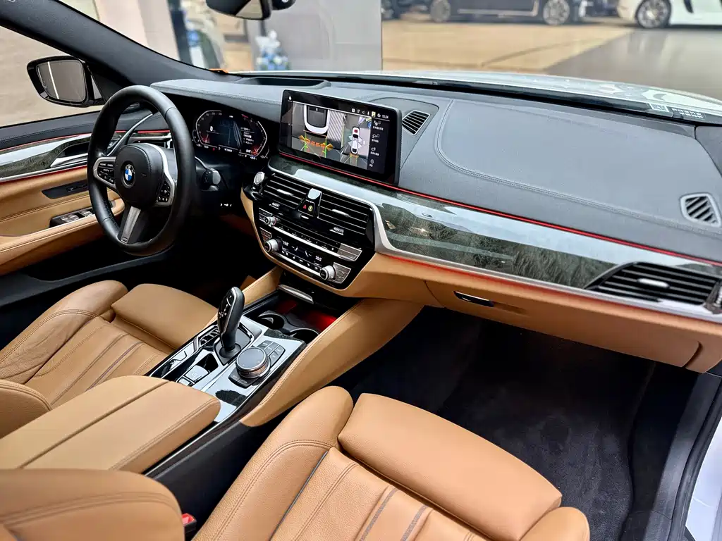 BMW 6 Series GT — фото 8