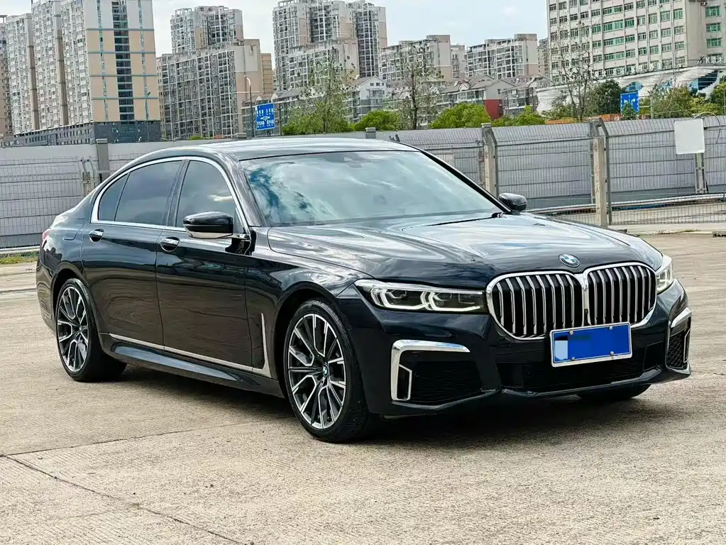 BMW 7 Series — фото 3
