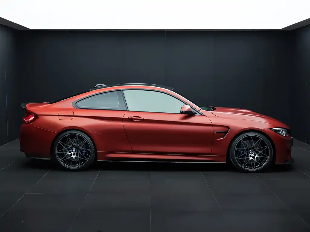 BMW M4 — фото 3