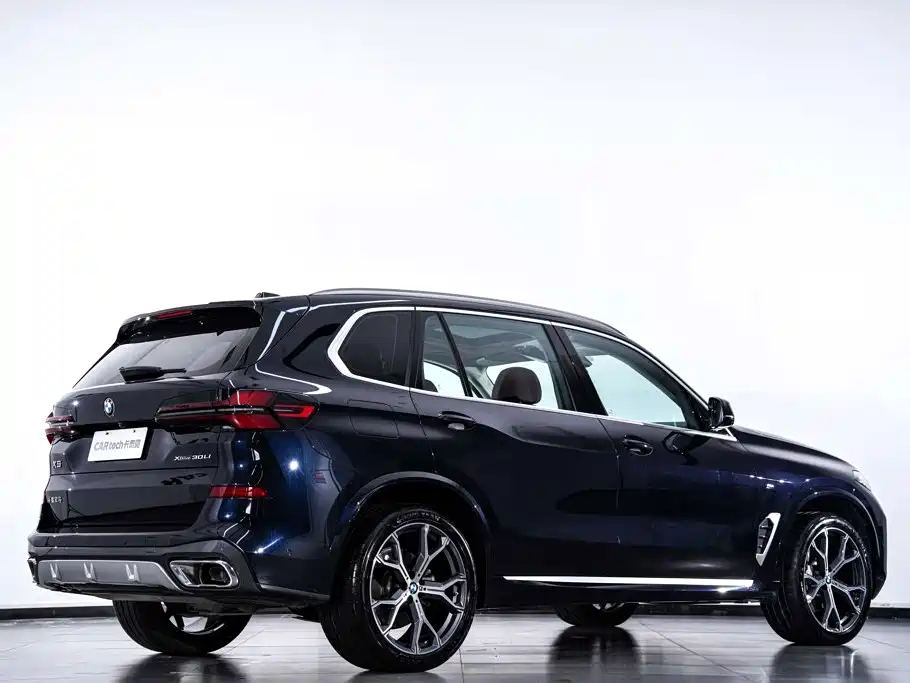 BMW X5 — фото 6