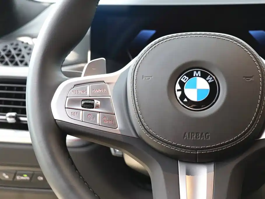 BMW X5 — фото 17