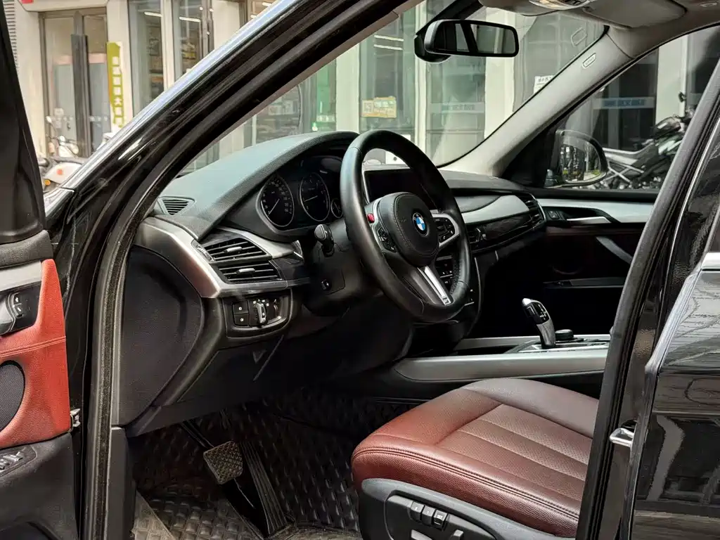 BMW X5 (Import) — фото 4