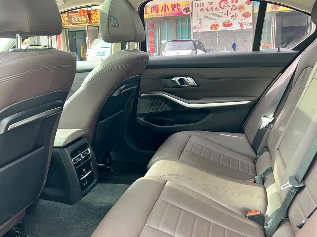 BMW 3 Series — фото 10