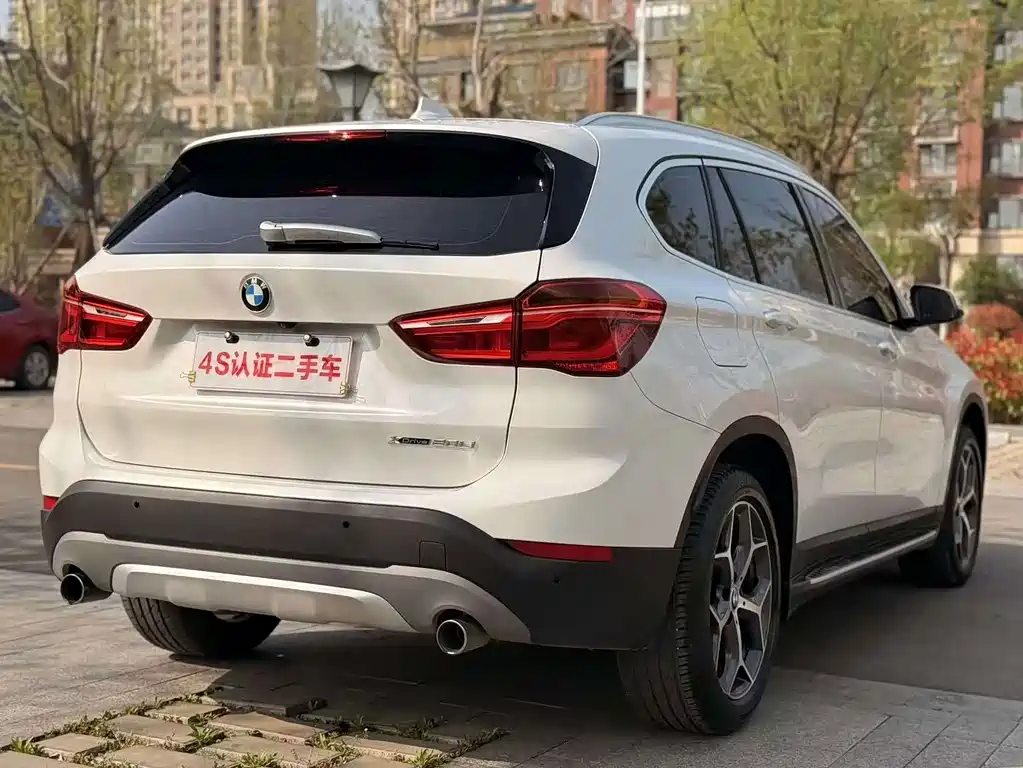 BMW X1 — фото 6
