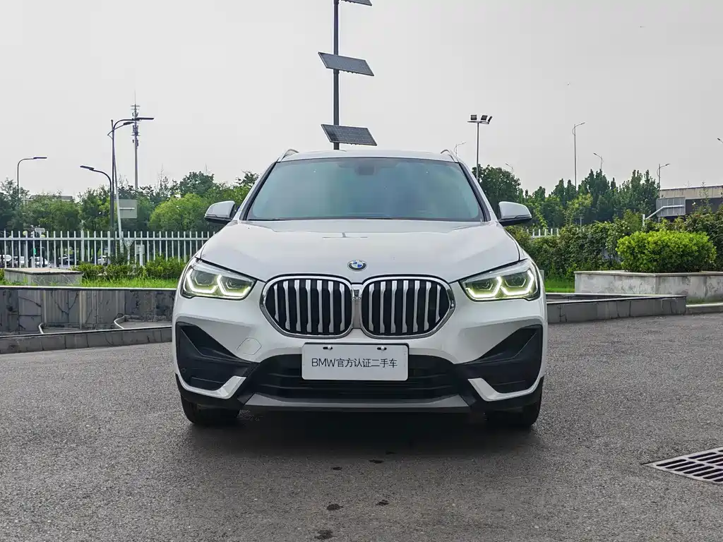 BMW X1 — фото 2