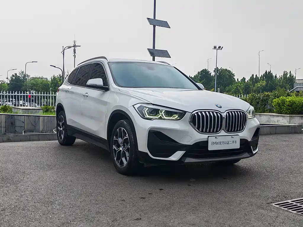 BMW X1 — фото 3