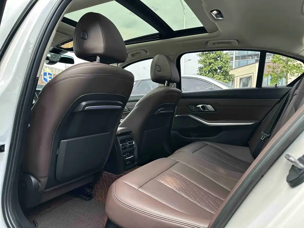 BMW 3 Series — фото 6