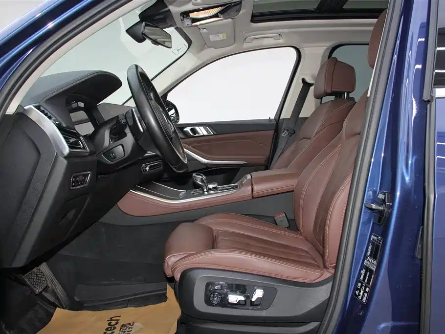 BMW X5 (Import) — фото 17