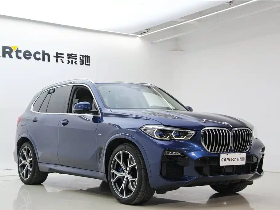BMW X5 (Import) — фото 3