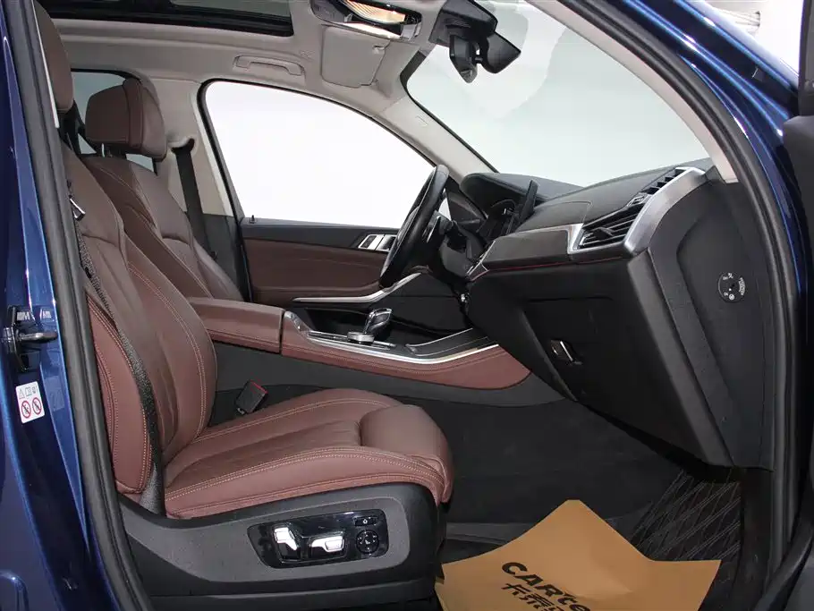 BMW X5 (Import) — фото 25