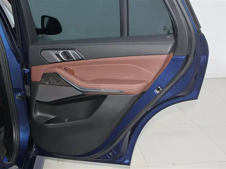 BMW X5 (Import) — фото 31