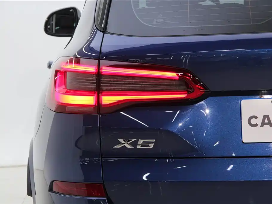 BMW X5 (Import) — фото 10