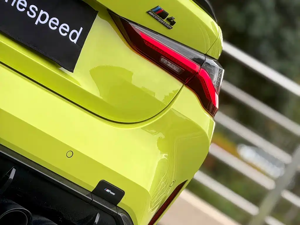 BMW M4 — фото 10