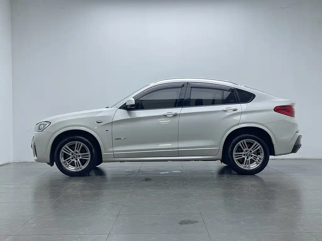 BMW X4 — фото 8