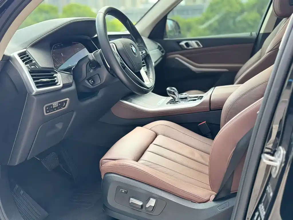 BMW X5 (Import) — фото 3