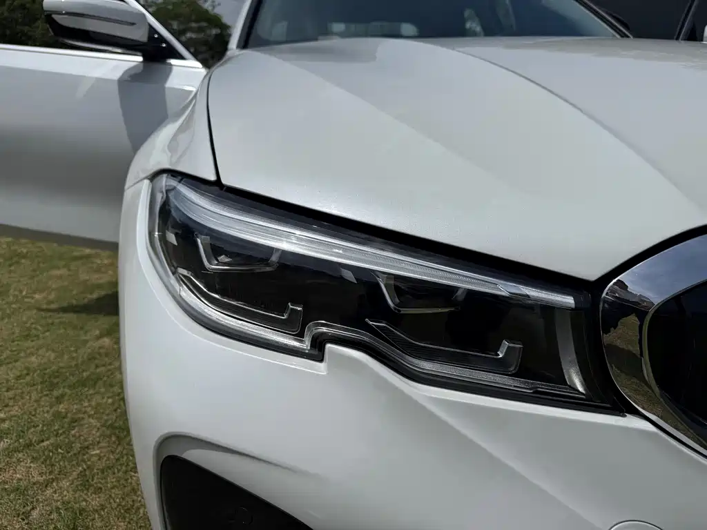 BMW 3 Series — фото 15