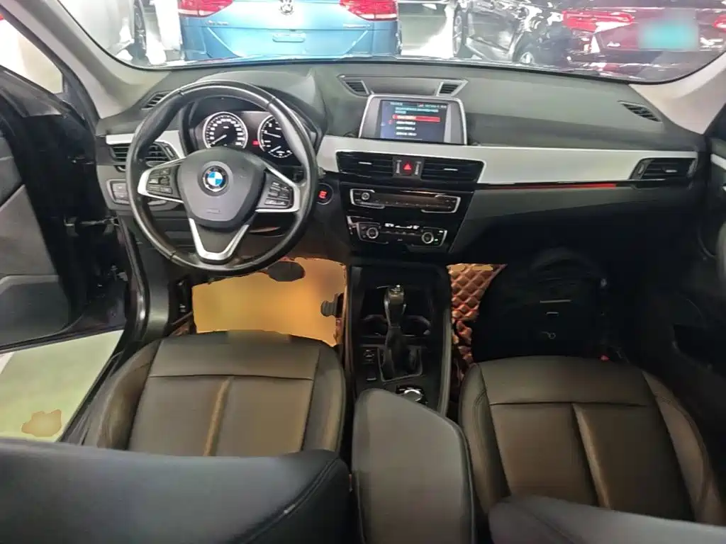 BMW X1 — фото 10
